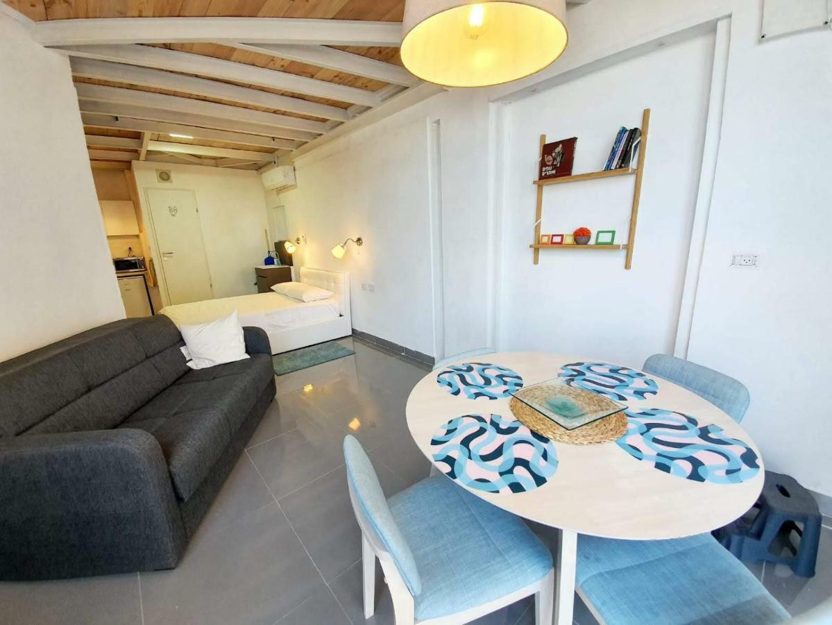 Agas Holiday Apartments - Gai Boutique Тиберия Екстериор снимка